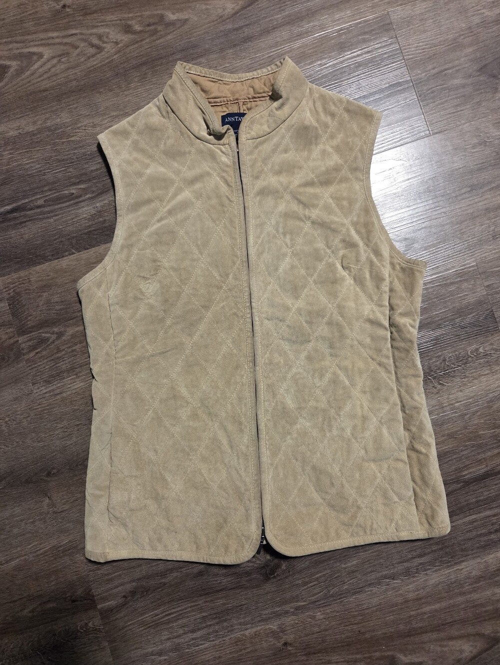 Vintage Ann Taylor 100% Leather Suede Tan Quilted Zip Front Vest Size Medium M